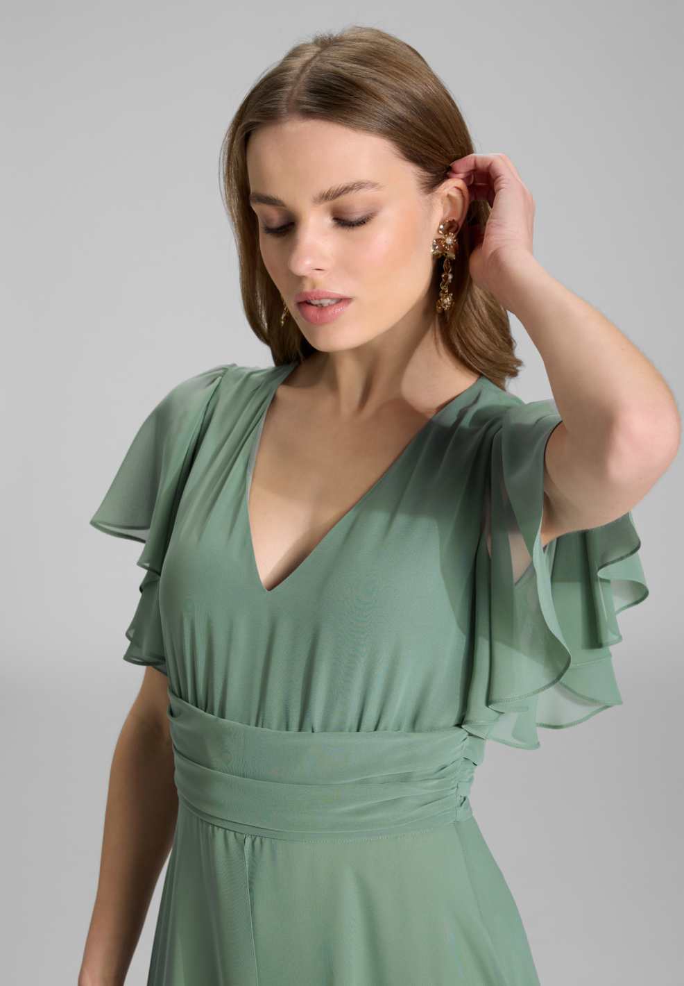 Chiffon Jumpsuit mit Überrock und Volantärmeln