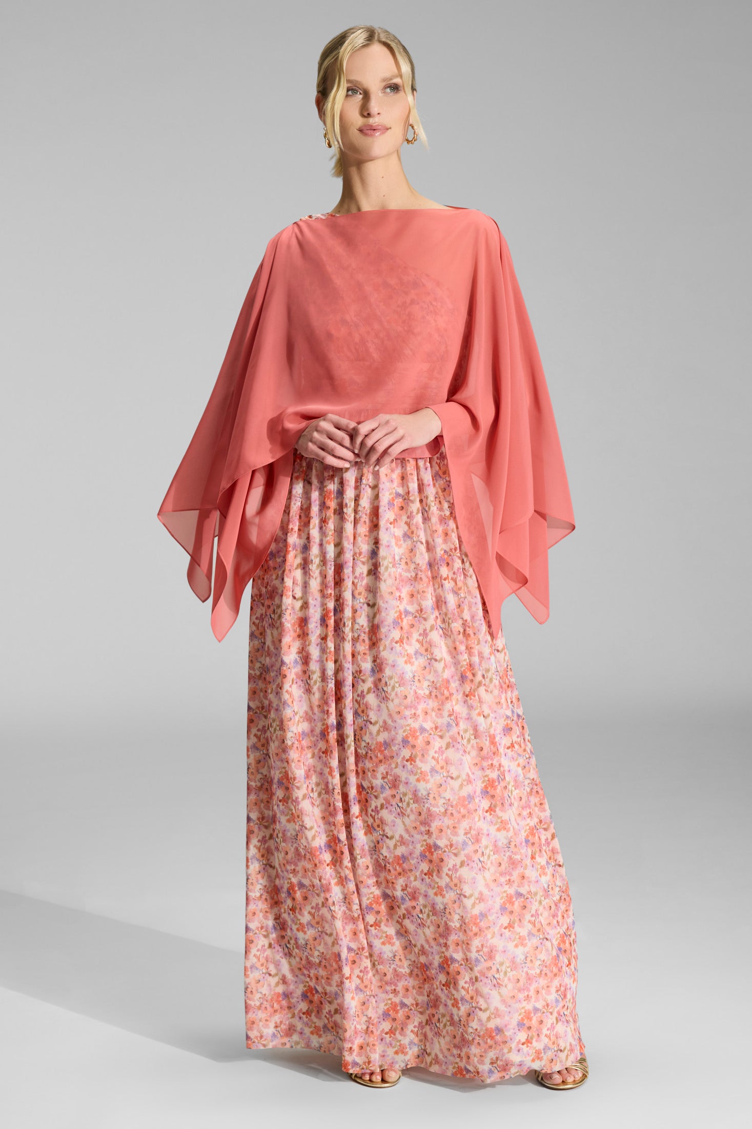 Schlupf-Stola aus Chiffon mit Ärmelschlitzen terracotta