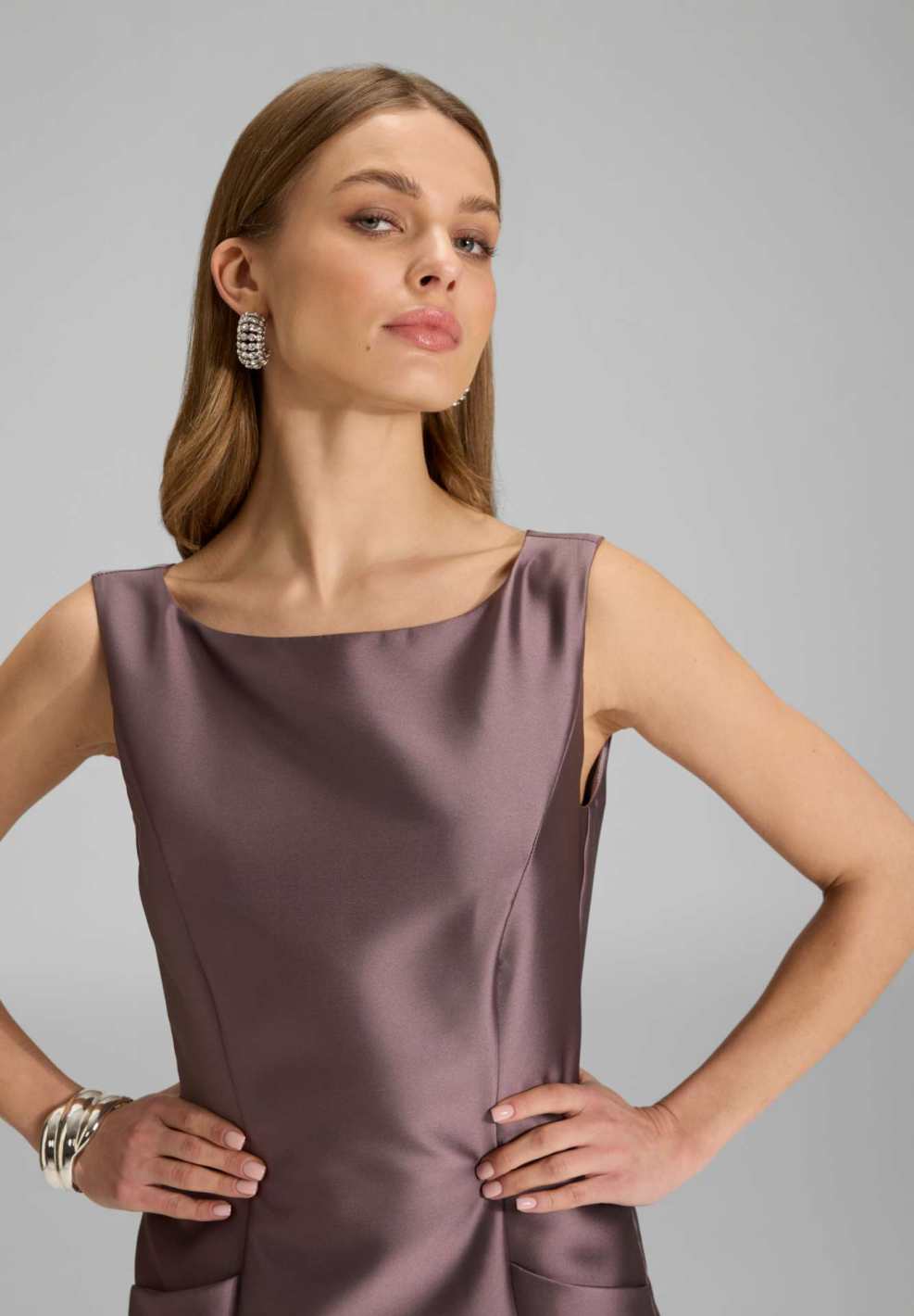 Abendkleid aus Twill mit Taschen