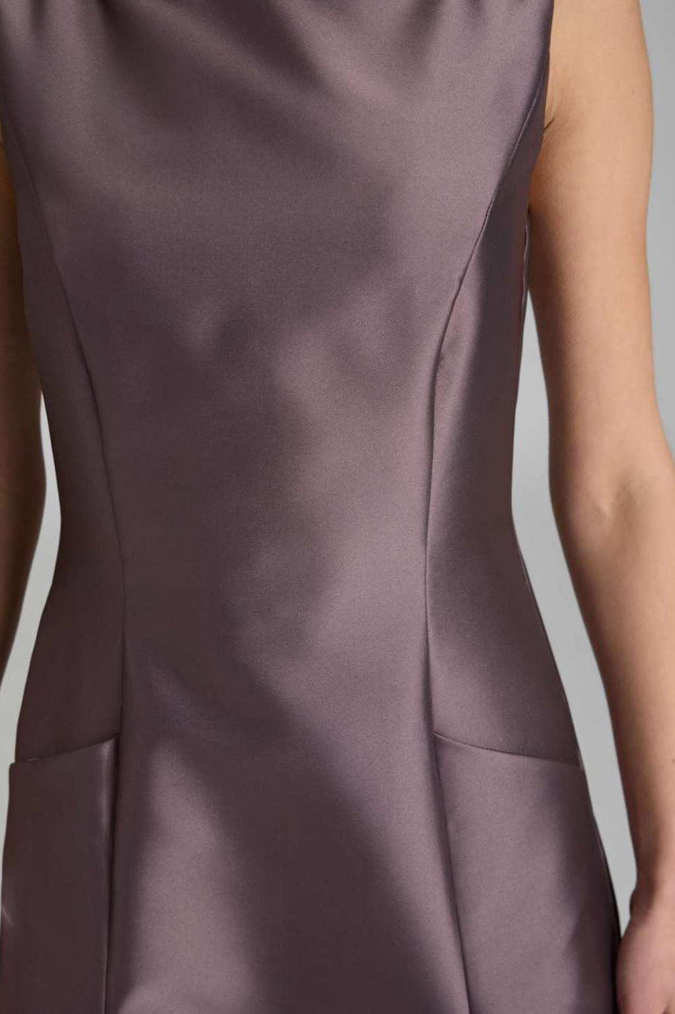 Abendkleid aus Twill mit Taschen