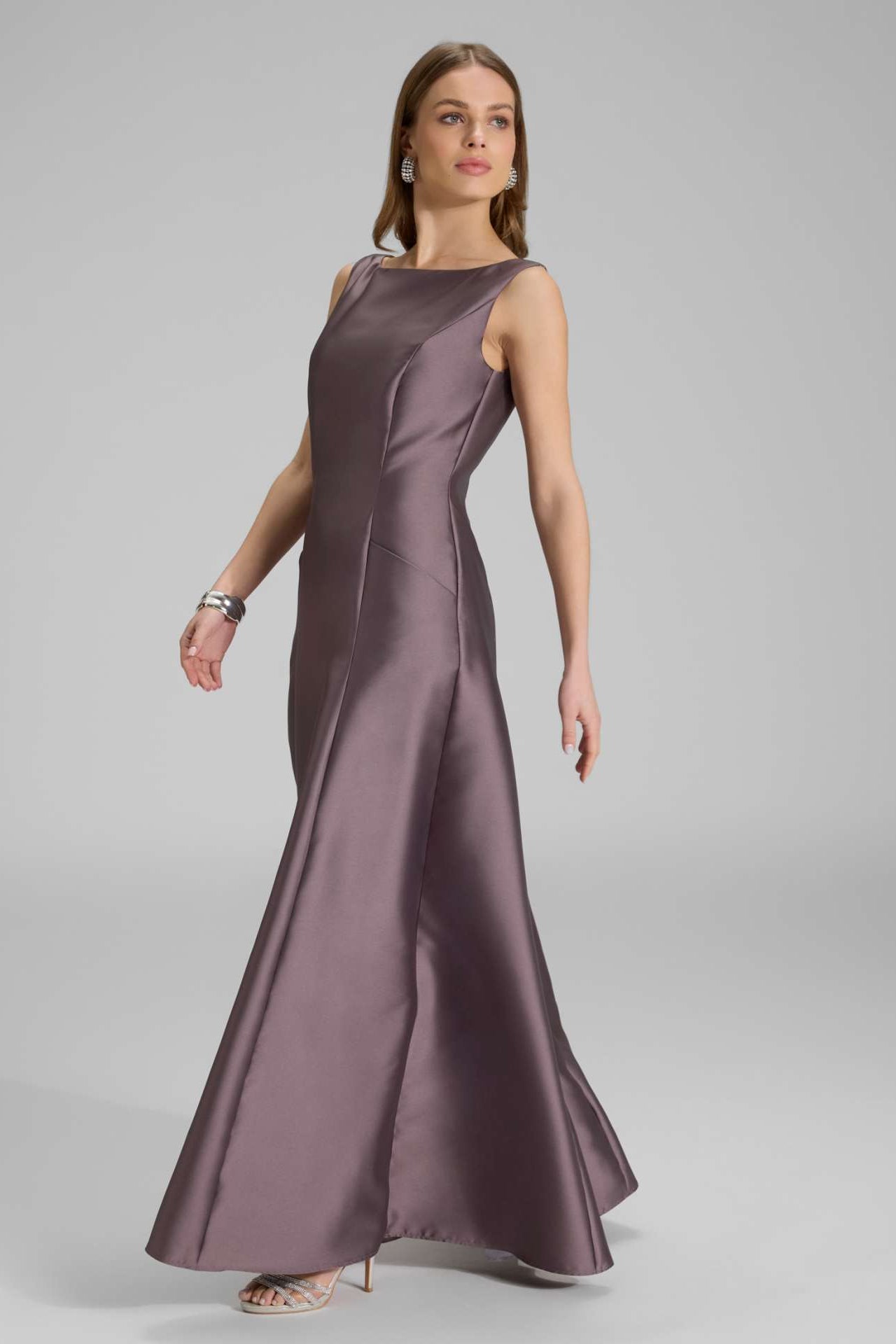 Abendkleid aus Twill mit Taschen