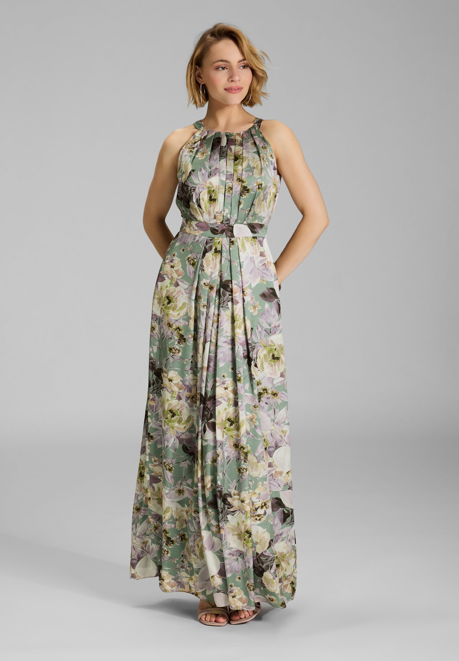 Maxi Kleid mit amerikanischem Ausschnitt aus nachhaltigem bedruckten Satin deep slate multi