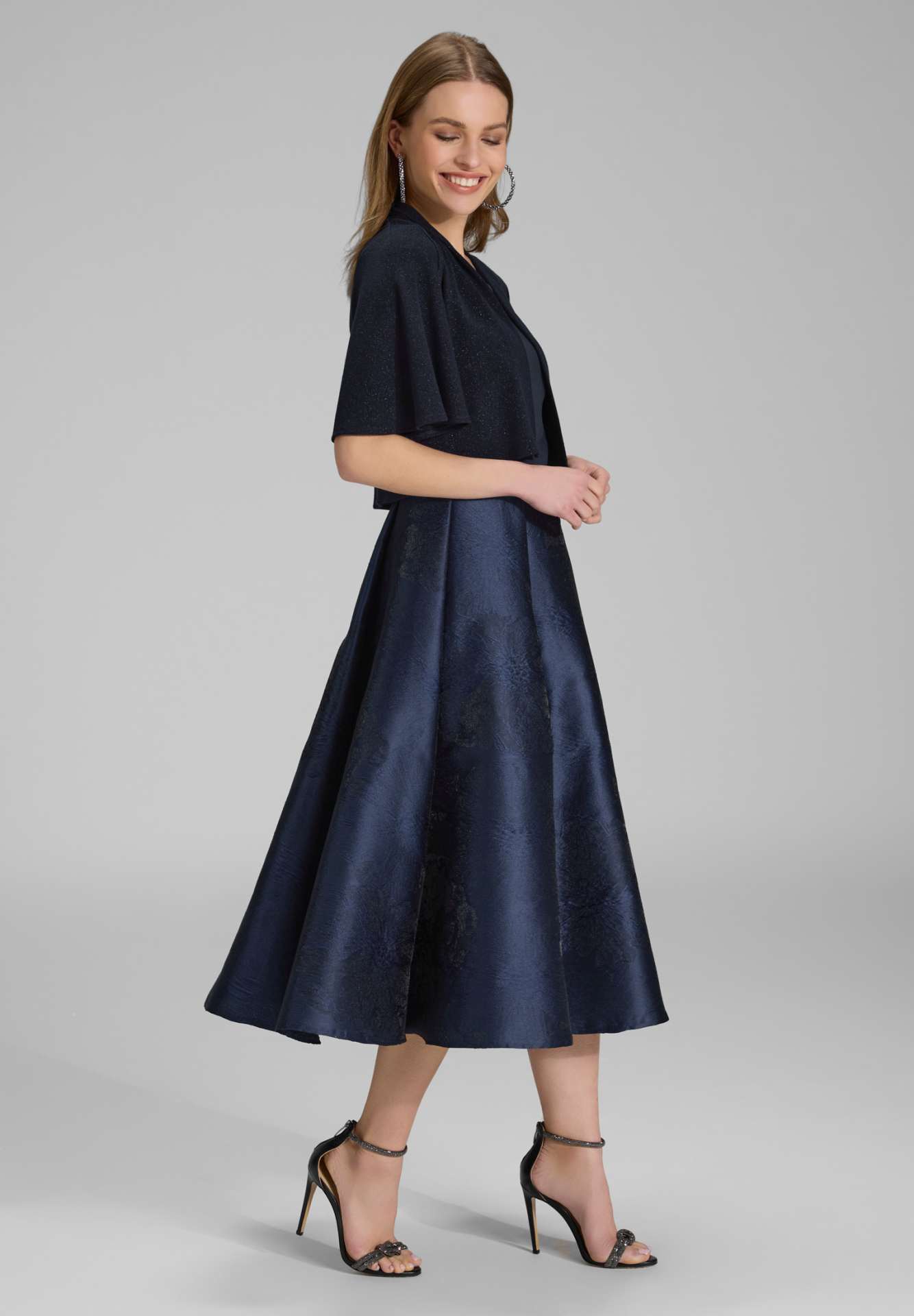 Jersey Bolero mit weiten Ärmeln