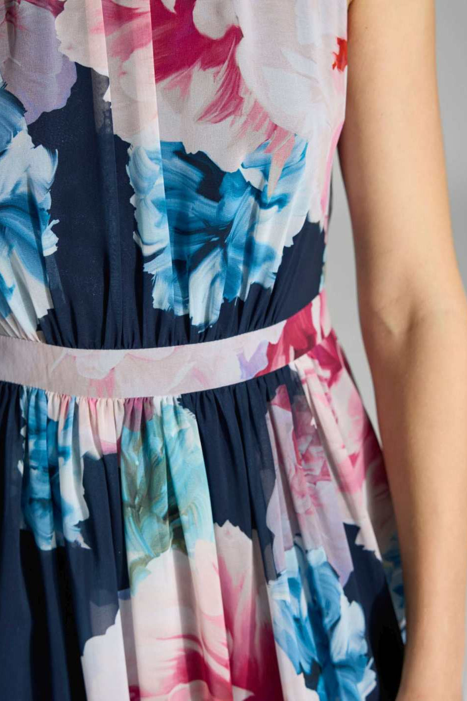 Abendkleid aus bedrucktem Chiffon