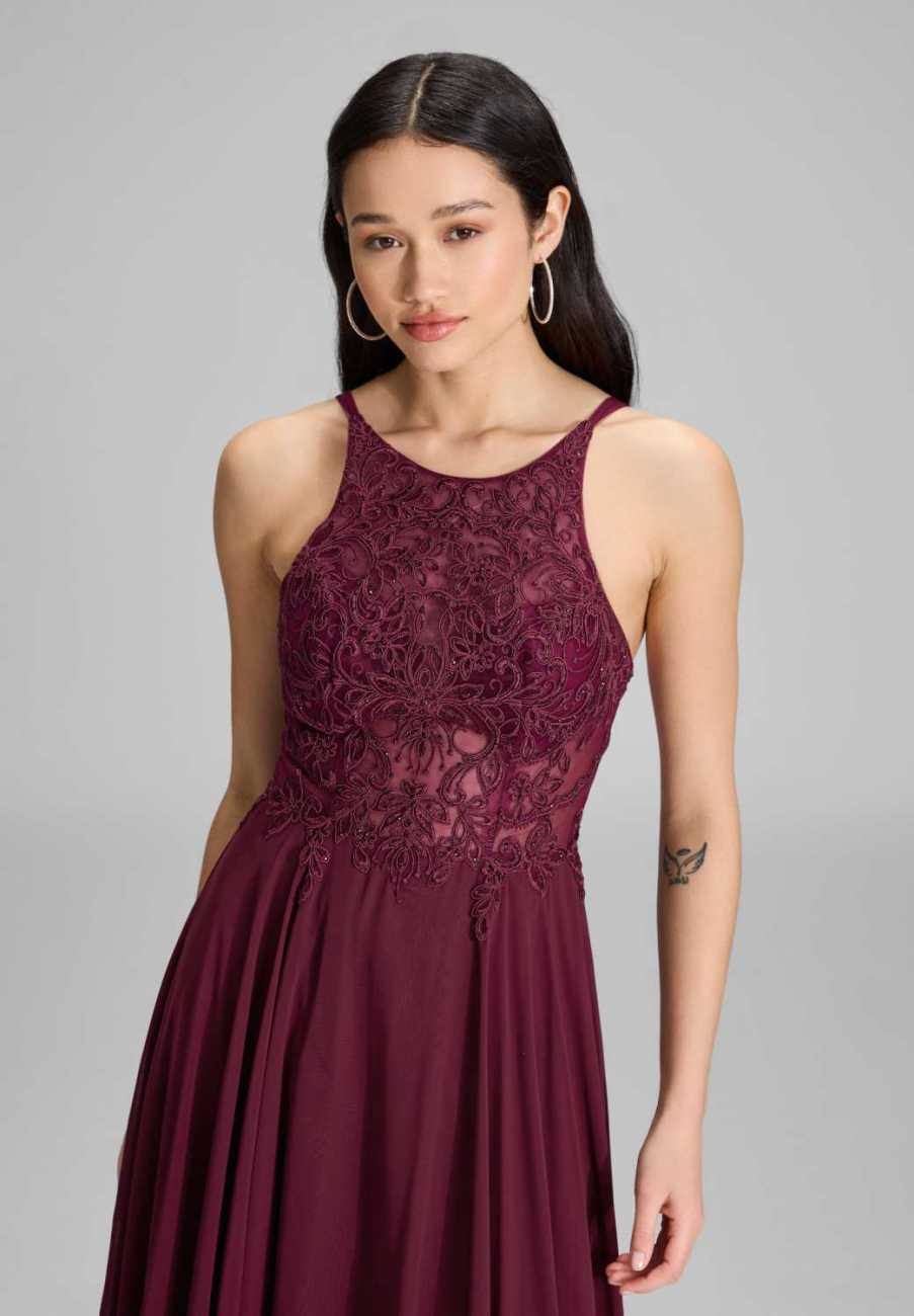 Abendkleid mit Stickerei und Chiffonrock