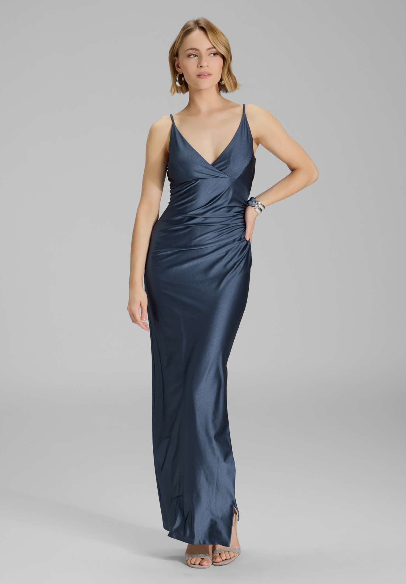 Abendkleid mit seitlicher Raffung aus Jersey Satin