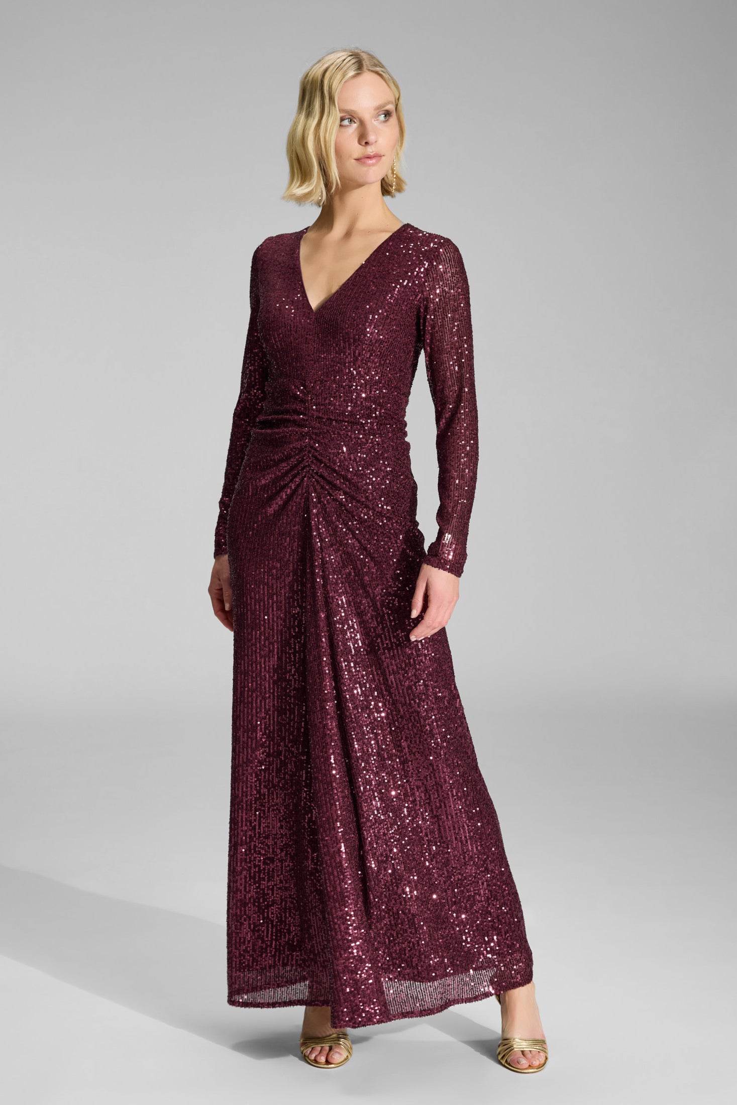 Abendkleid aus elastischem Paillettenstoff merlot