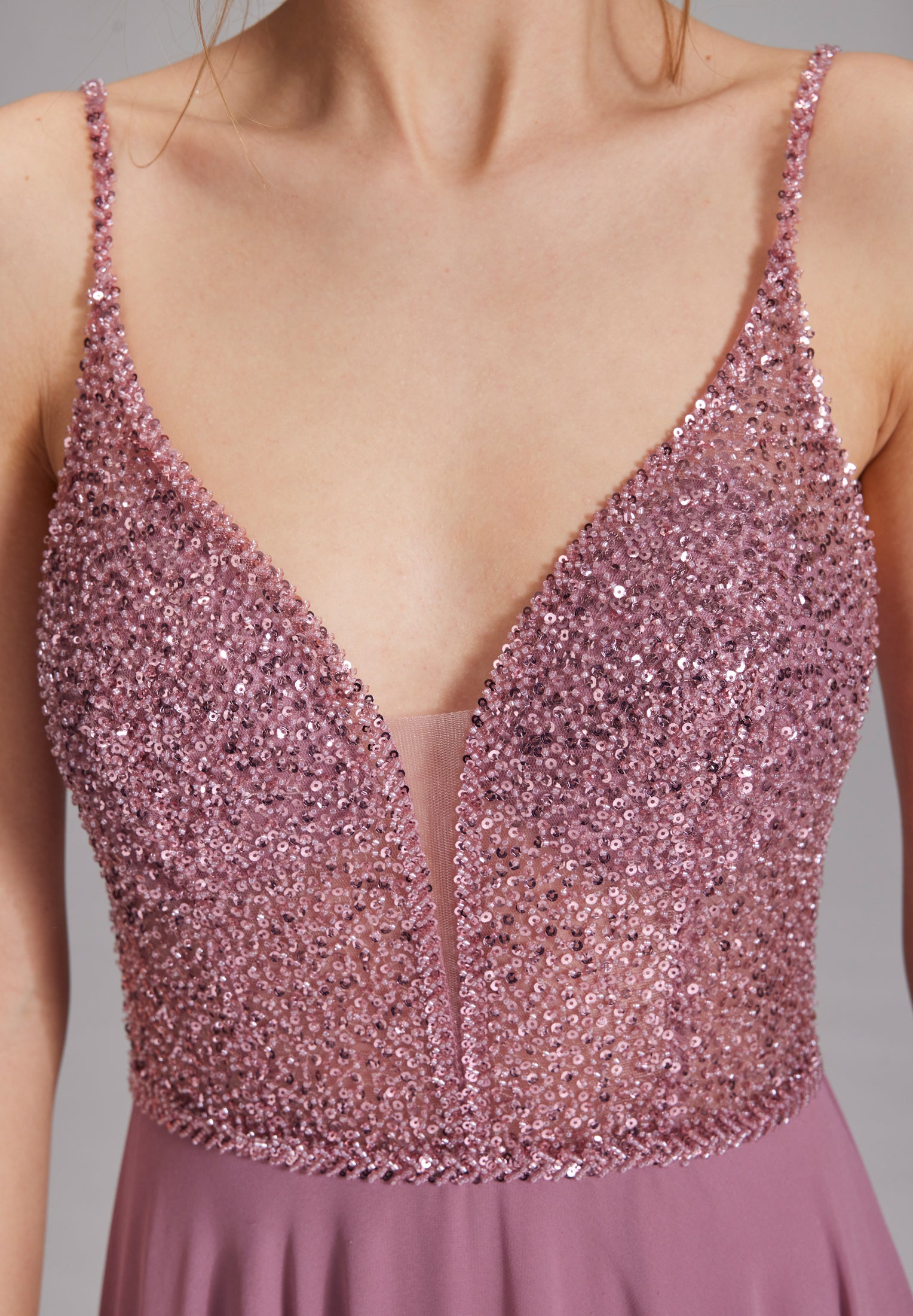 Abendkleid aus Materialmix