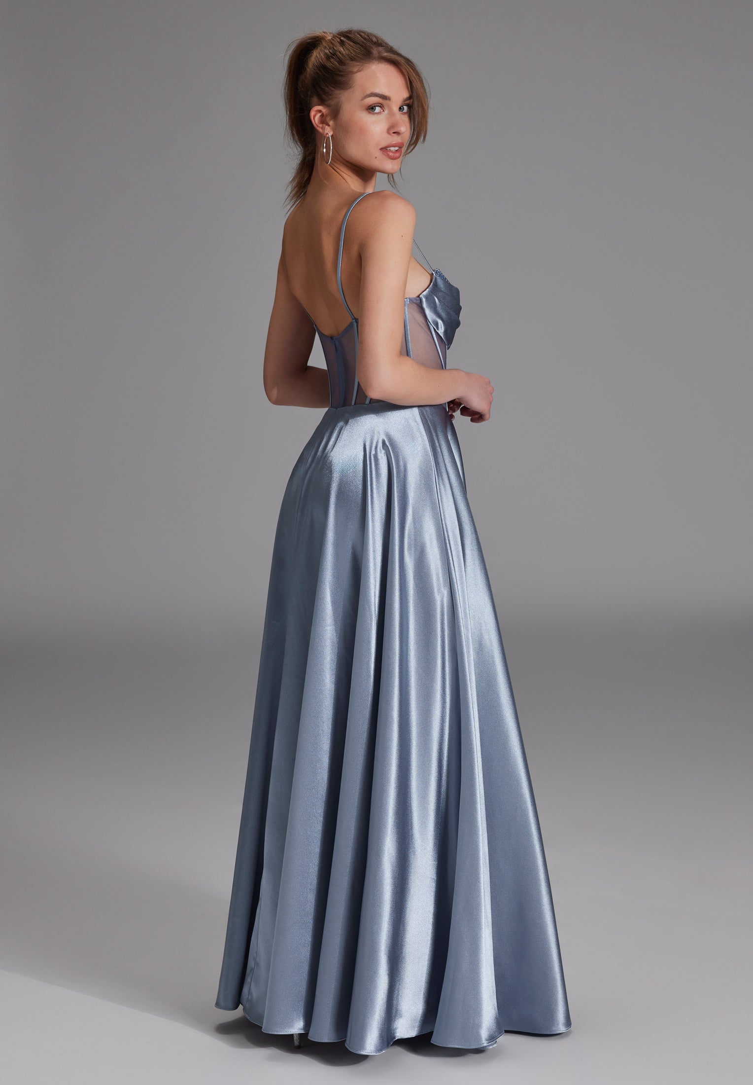 See-through-Corsagenkleid mit Ziersteinen