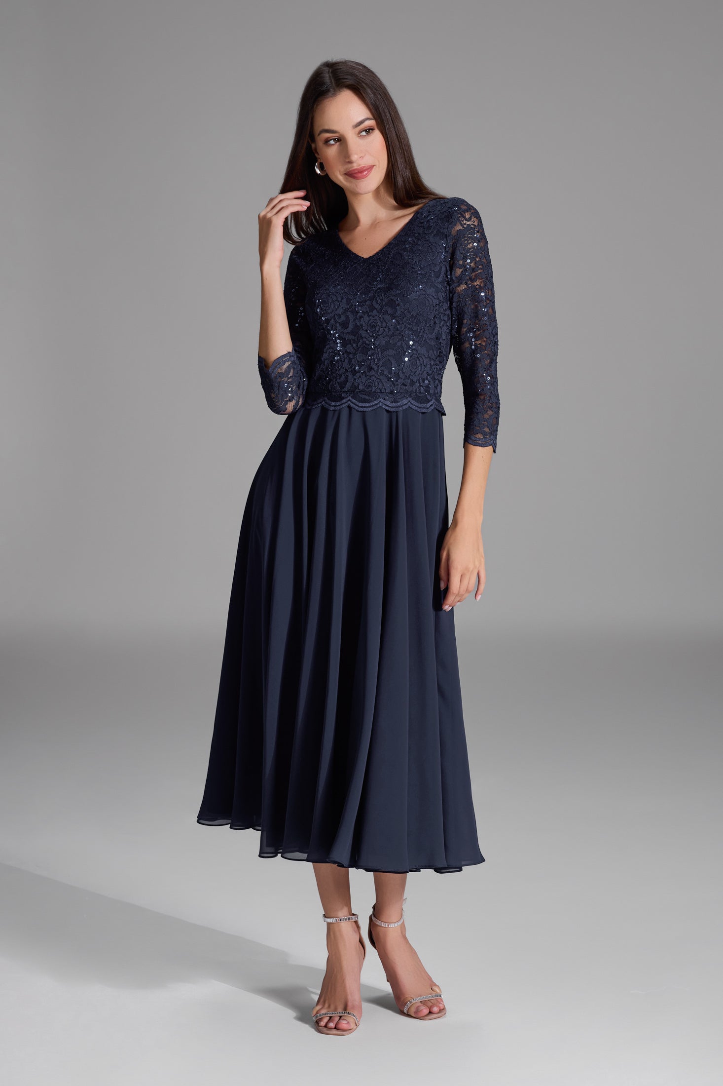 Midi Kleid mit paillettenbesetztem Spitzenoberteil navy