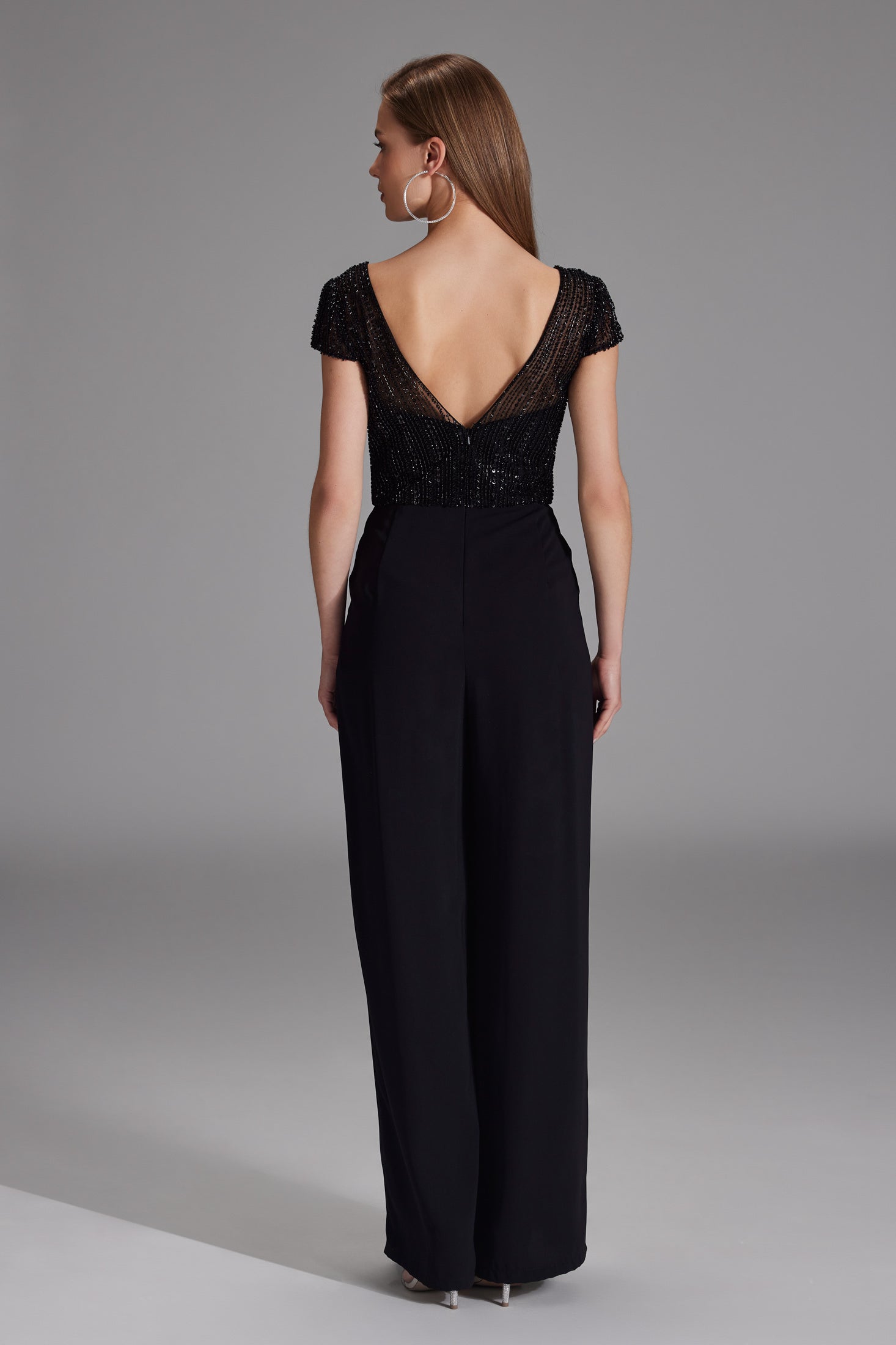 Jumpsuit mit Stickerei und kleinem Ärmelansatz