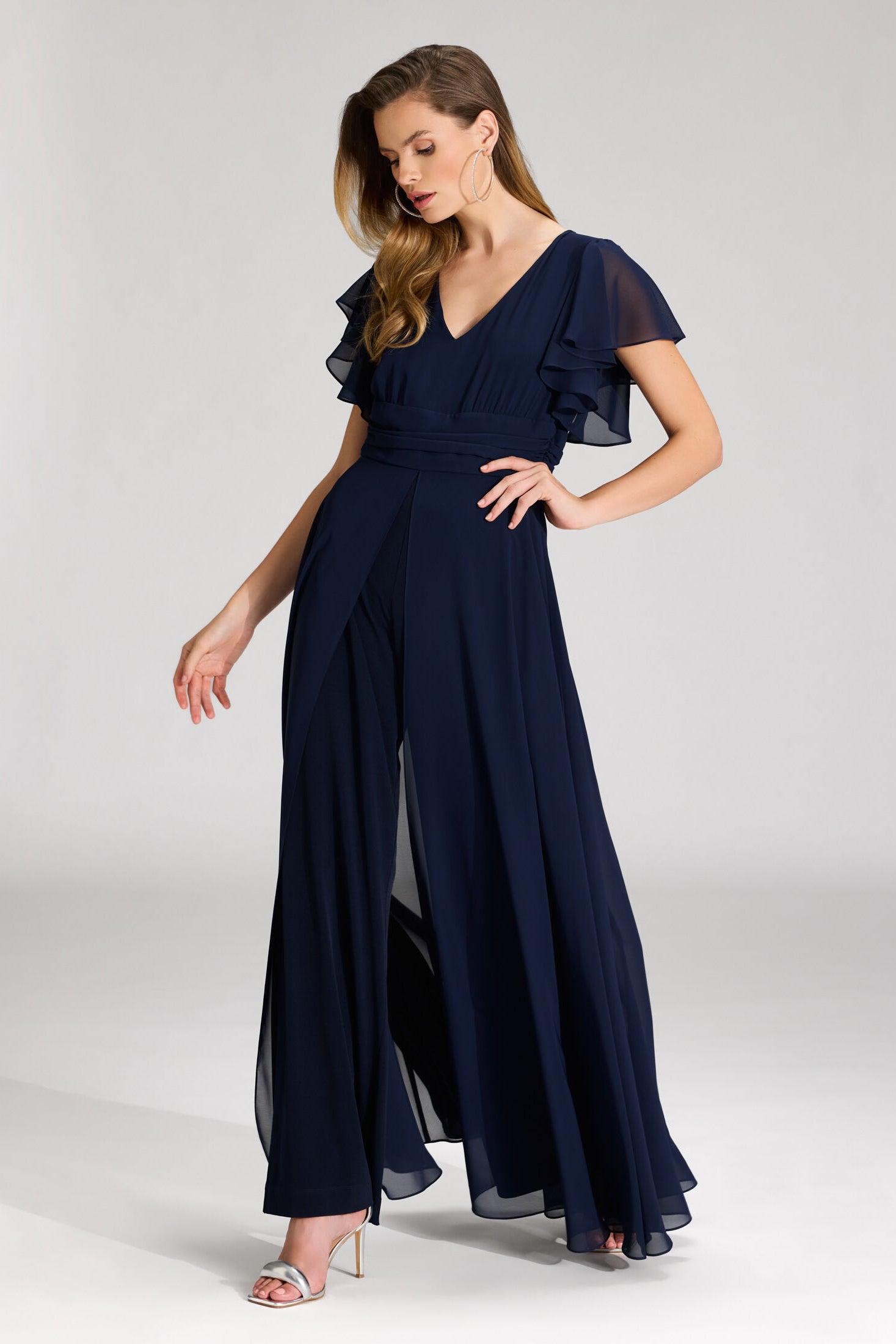 Chiffon Jumpsuit mit Überrock und Volantärmeln navy