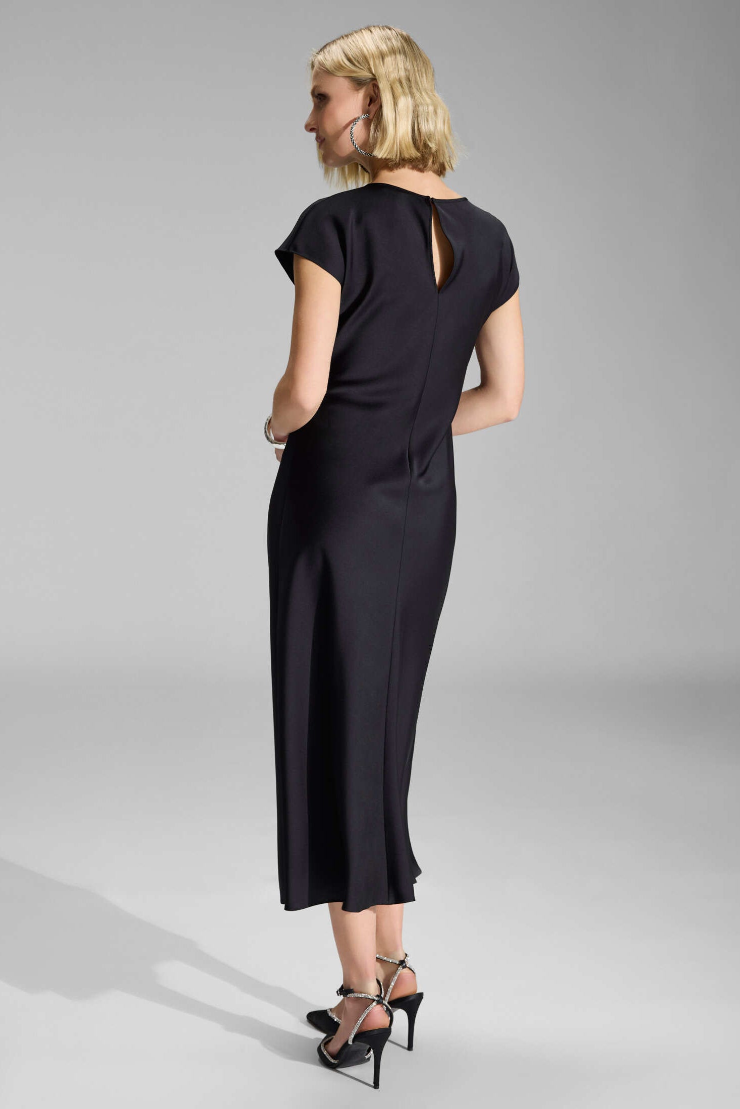 Slip Dress aus Satin mit Twist Detail