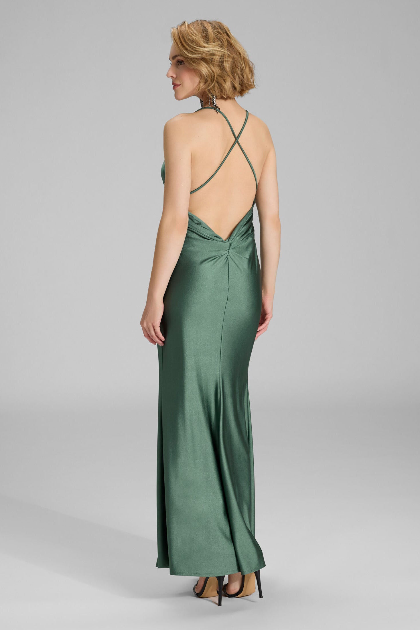 Abendkleid mit Knotendetail am Rücken aus Jersey Satin