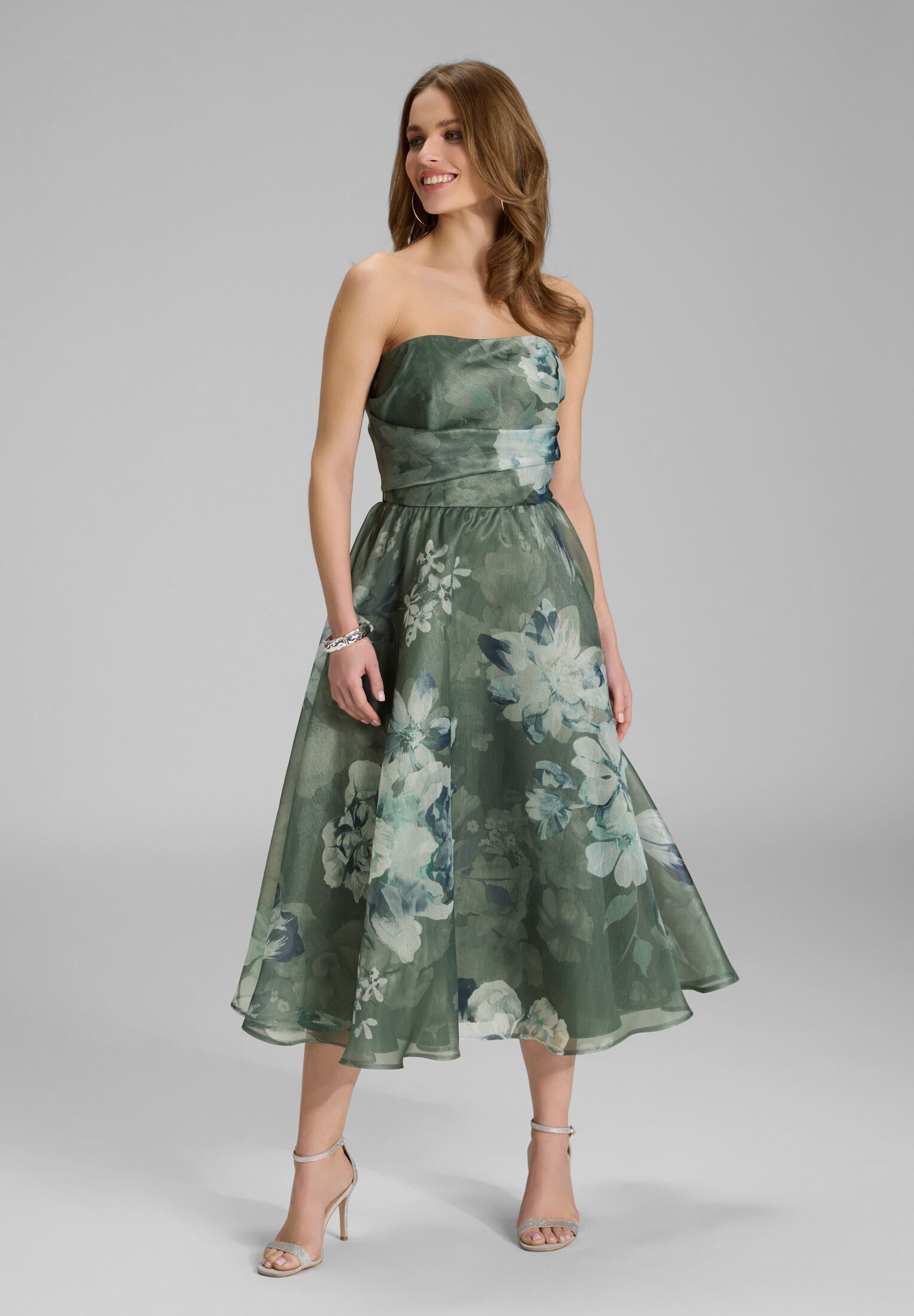 Korsage Kleid aus bedrucktem Organza pistachio green | ivory