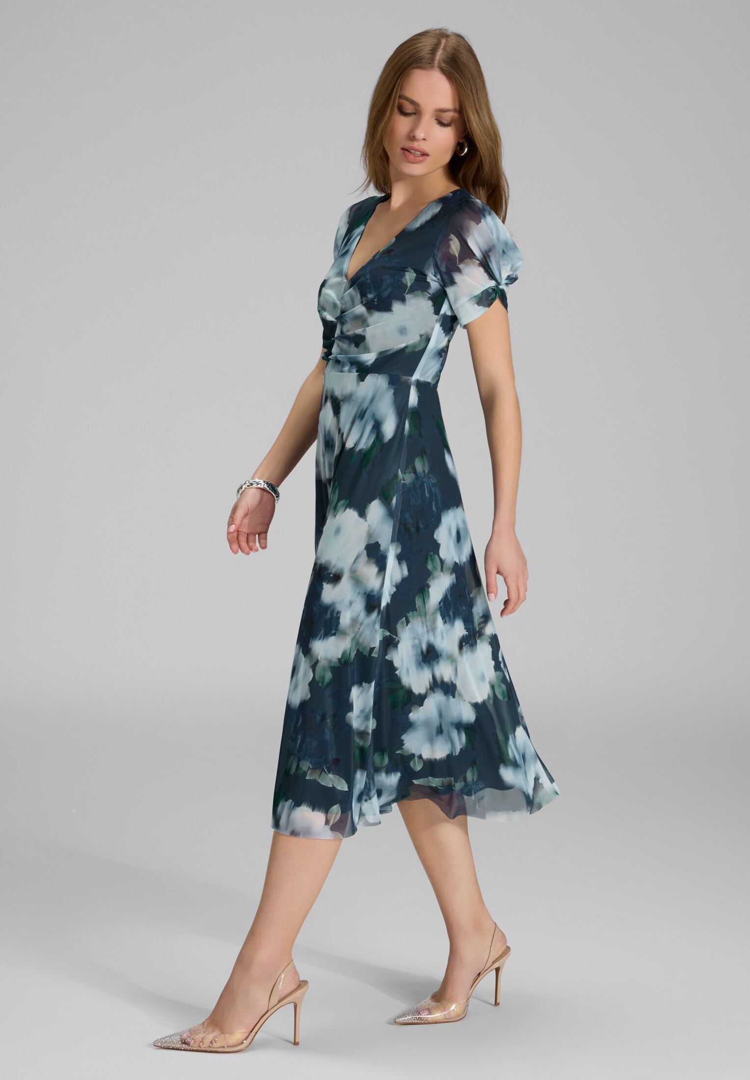 Midi Kleid mit Ärmel aus Mesh mit Ikat Druck