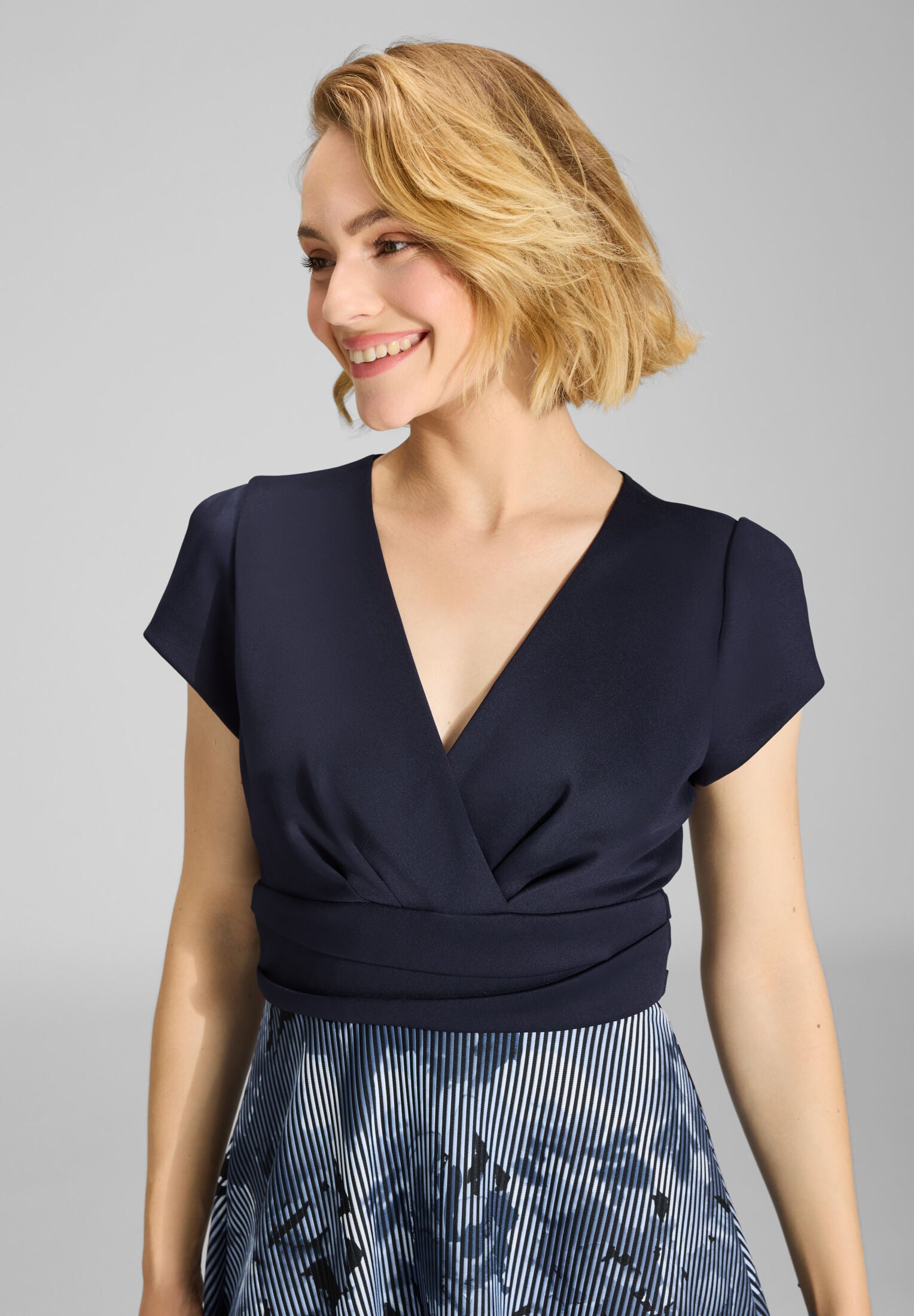 Midi Kleid mit Rock aus bedrucktem Ottoman