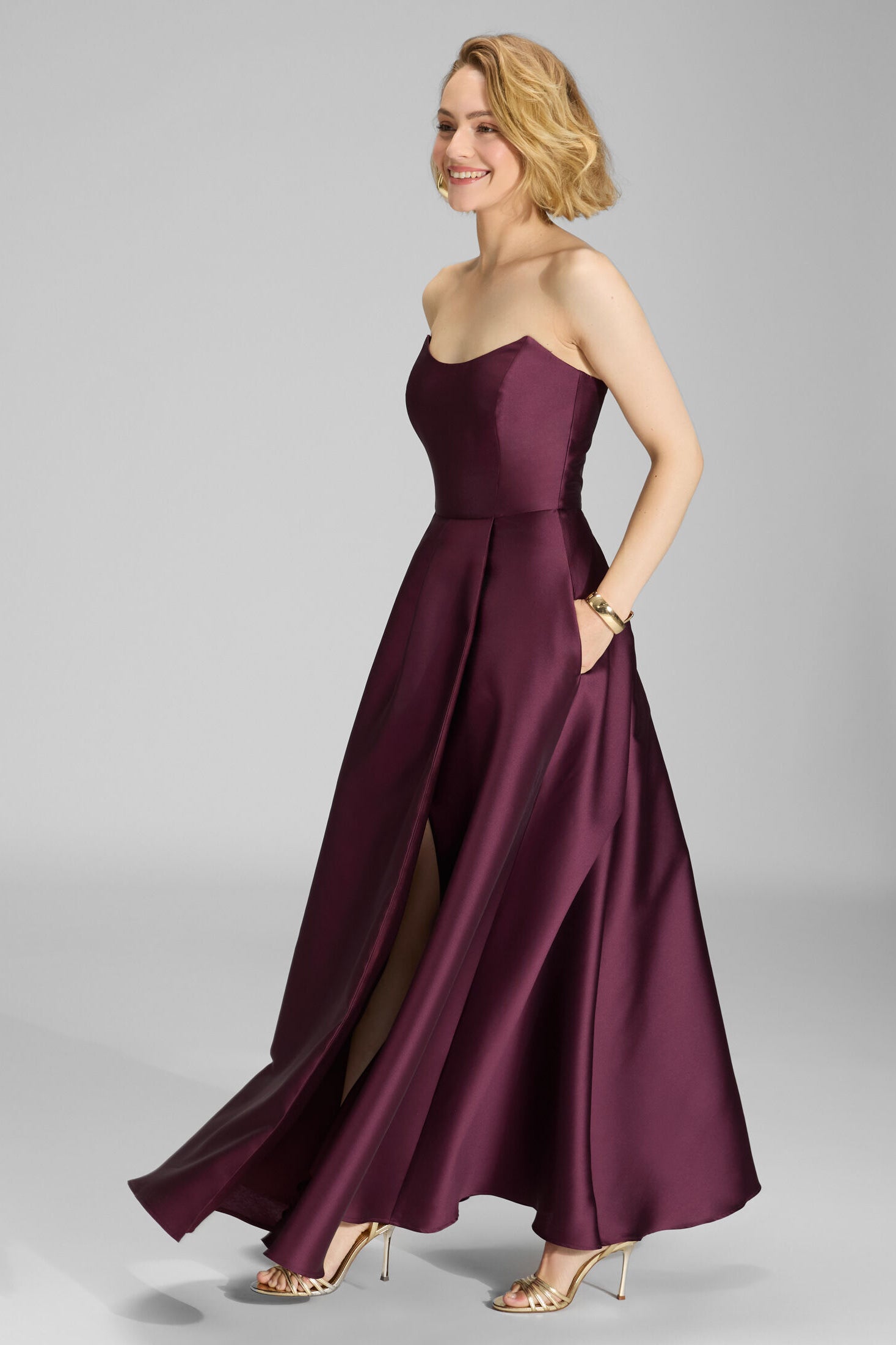 Abendkleid aus edlem Twill mit Korsage Oberteil