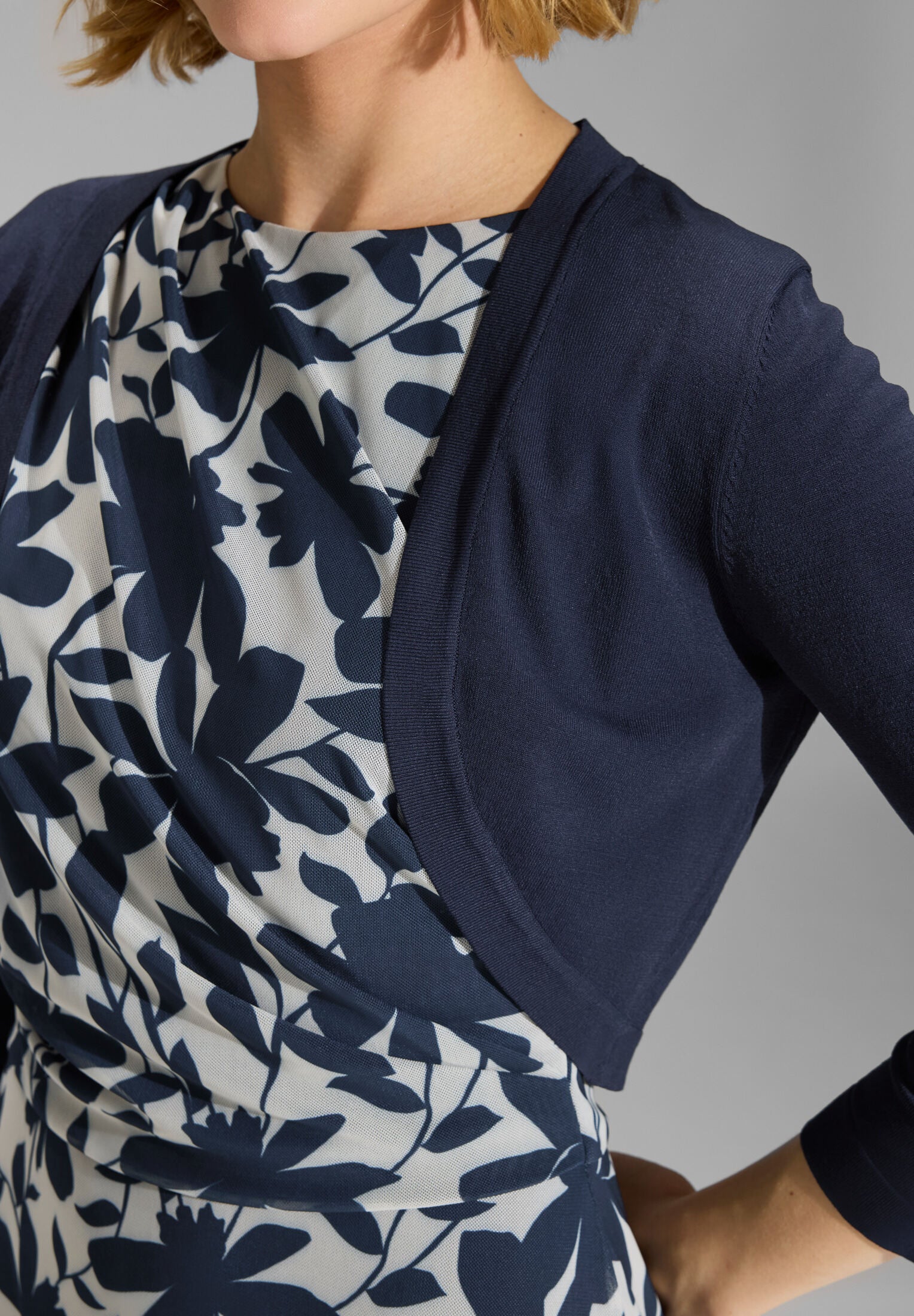 Cropped Bolero mit 3/4 Arm