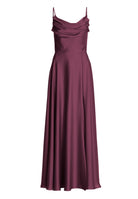Abendkleid aus nachhaltigem Satin mit Wasserfall-Ausschnitt und Beinschlitz
