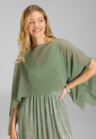 Schlupf-Stola aus Chiffon mit Ärmelschlitzen