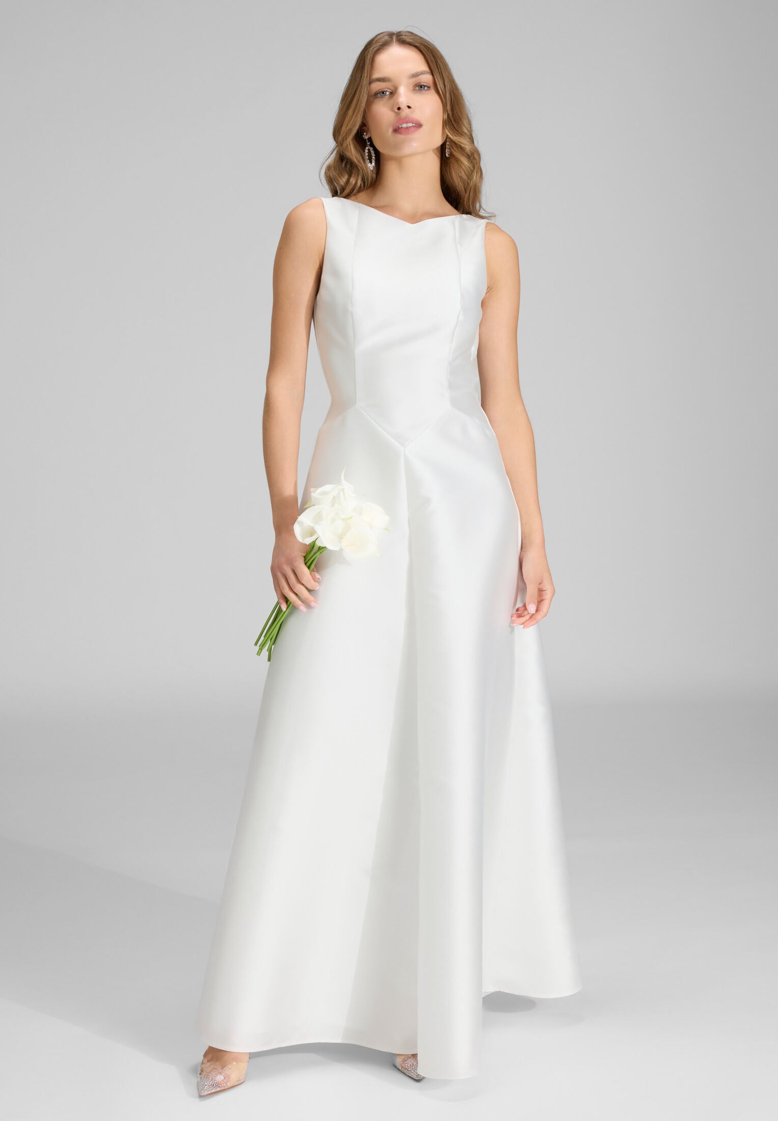 Robenartiges Abendkleid mit Eingrifftaschen