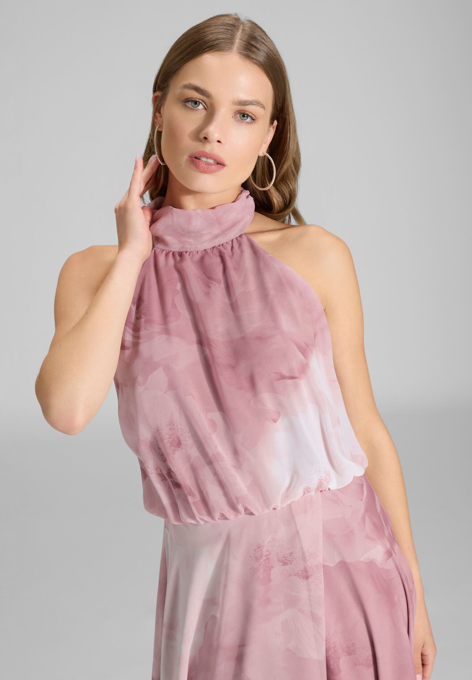 Abendkleid mit blusigem Top aus floral bedrucktem Chiffon