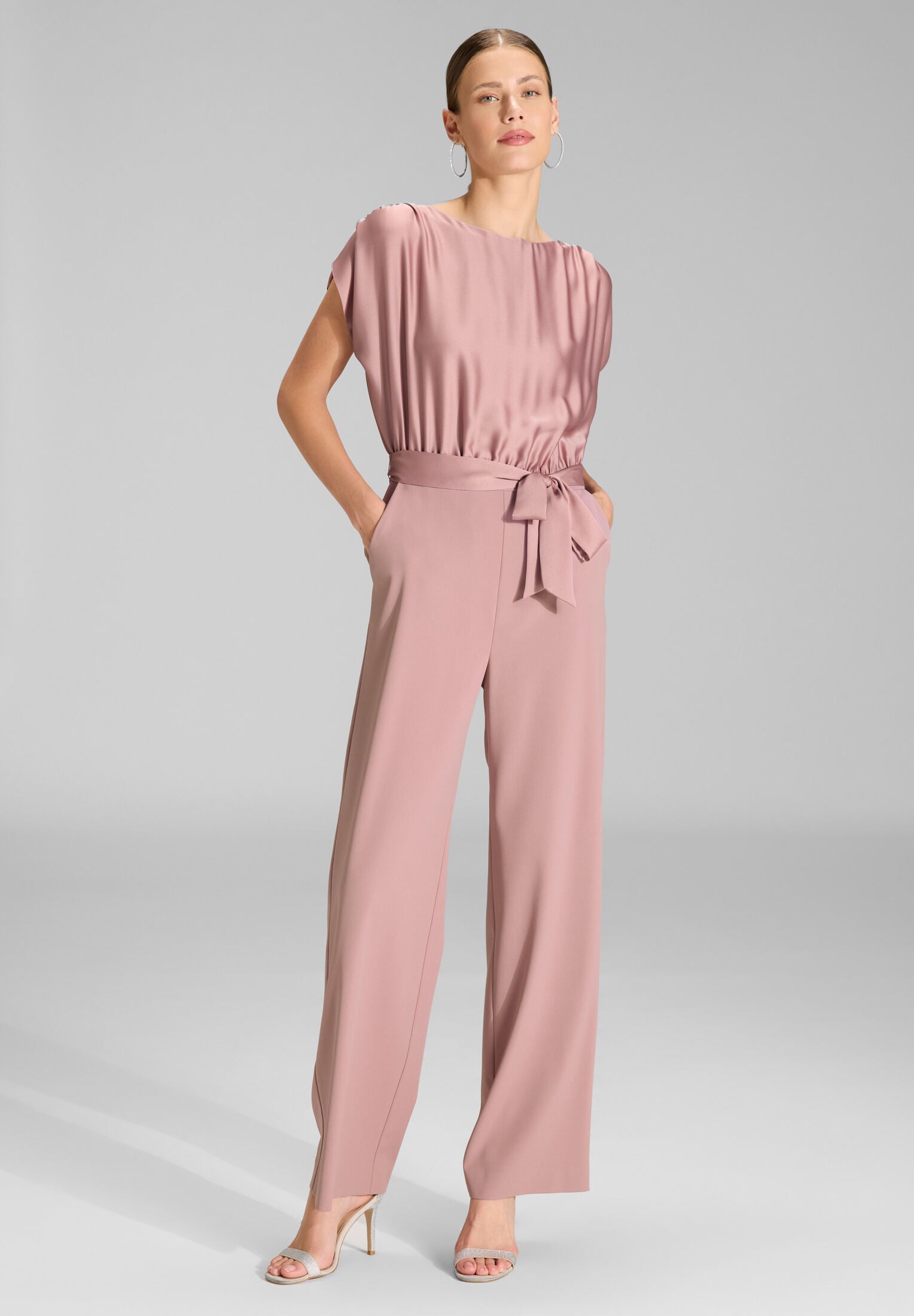 Jumpsuit aus Material-Mix vintage pink
