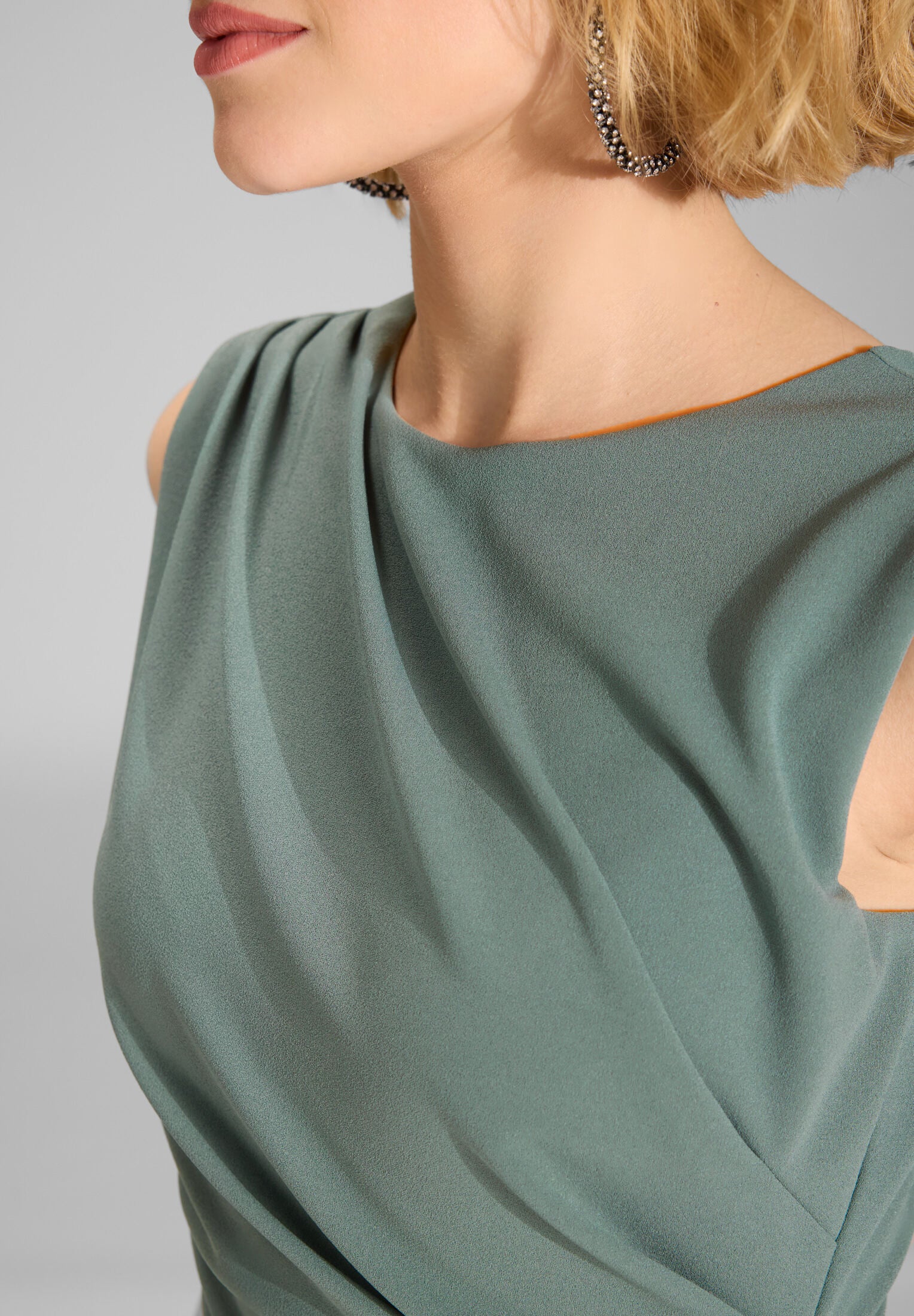 Jumpsuit aus Crepe Jersey mit Drapierung