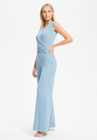 Jumpsuit aus Jersey mit überschnittener Schulter und Zierschnalle