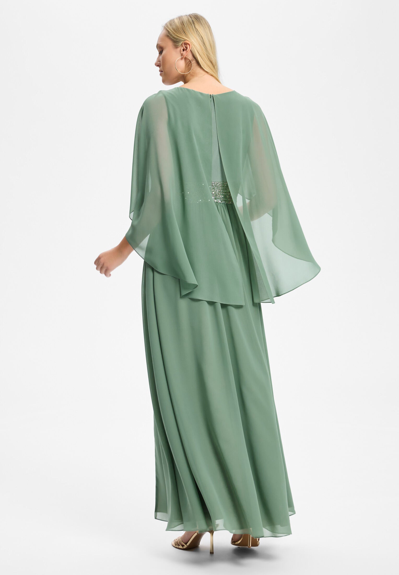 Abendkleid mit Cape aus Chiffon