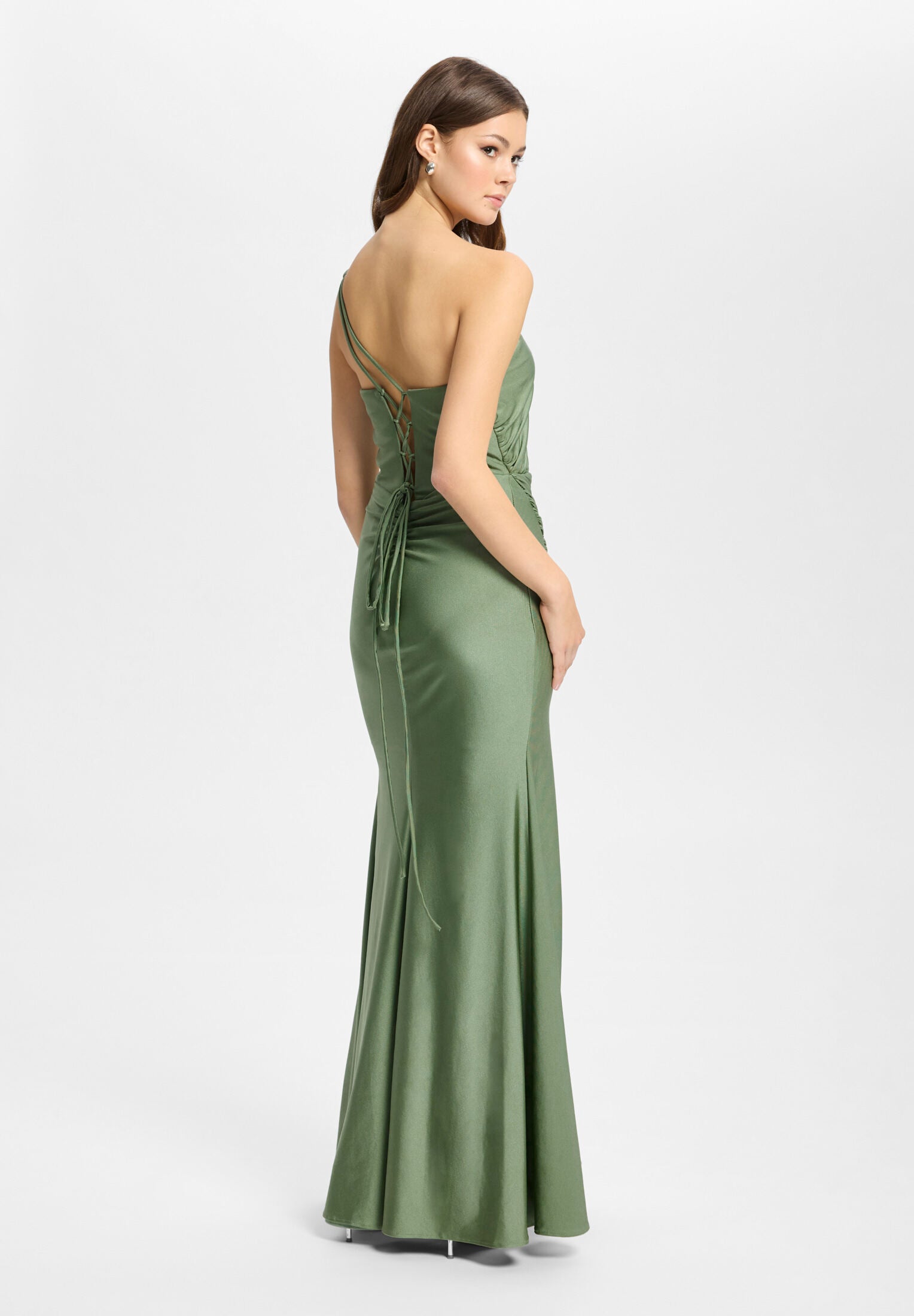 One-Shoulder-Kleid mit Cut-Out und Beinschlitz
