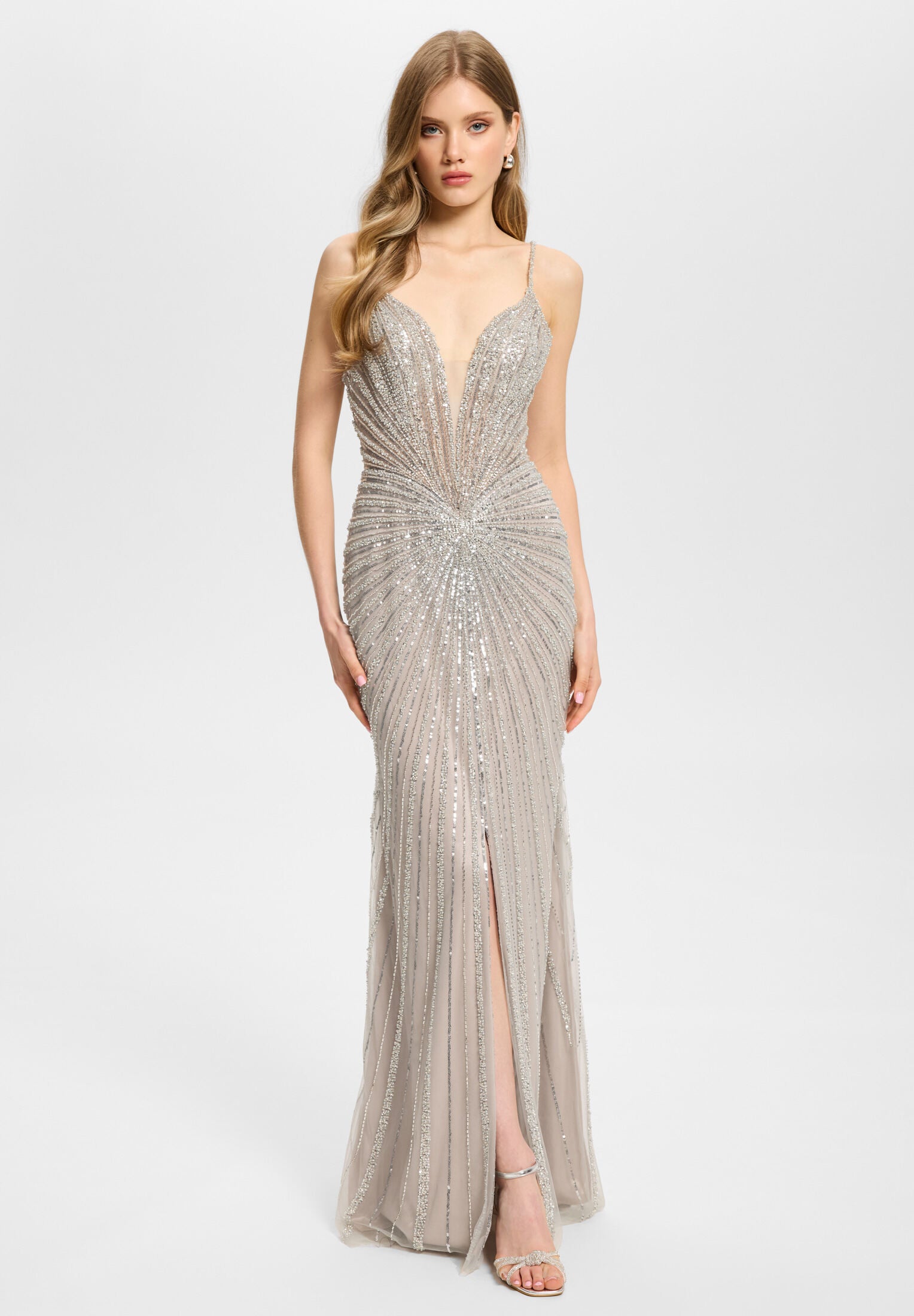Abendkleid mit all-over Stickerei