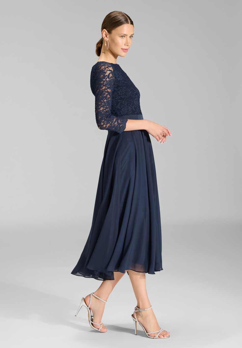 Midikleid mit fließendem Chiffon-Rock