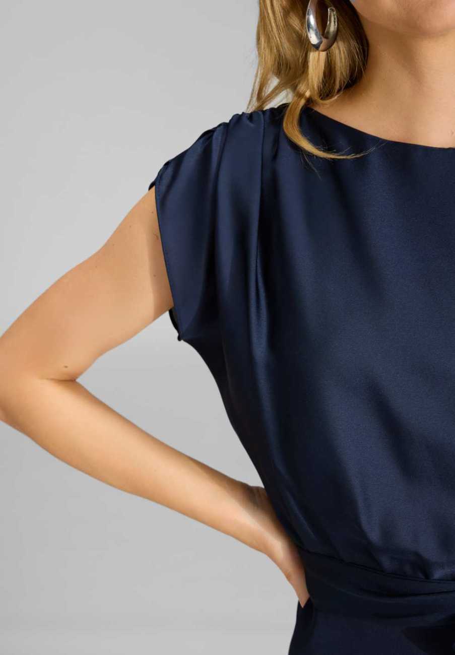 Jumpsuit mit geradem Beinschnitt