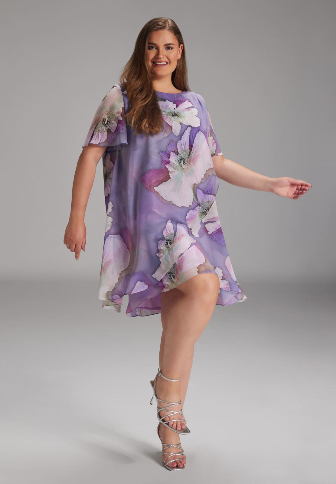 Blumig bedrucktes Chiffon-Kleid