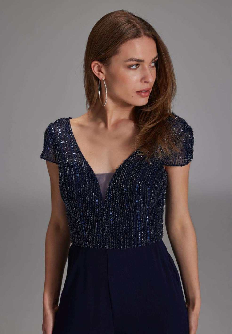 Jumpsuit mit Stickerei und kleinem Ärmelansatz