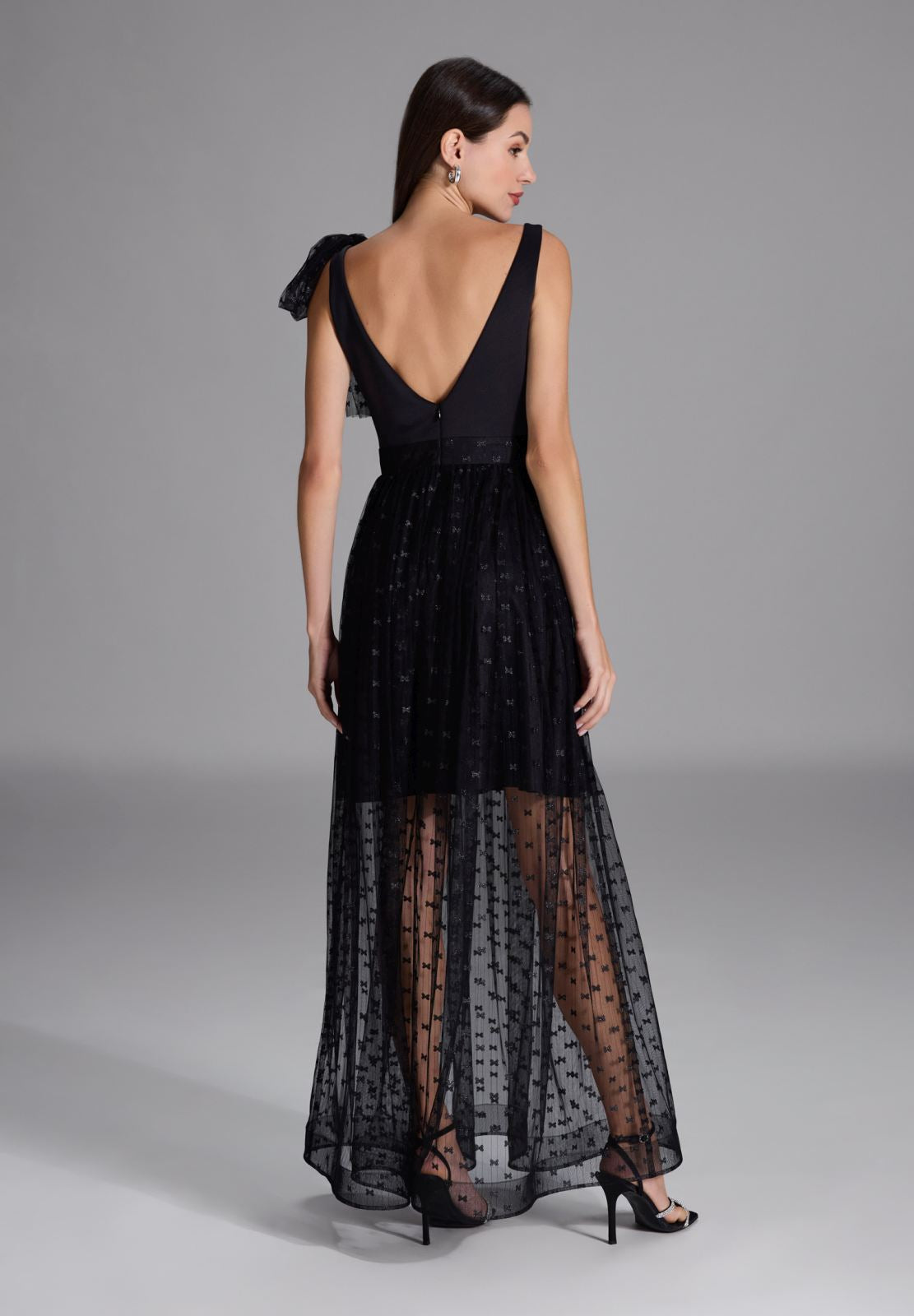 Transparentes Abendkleid aus Tüll