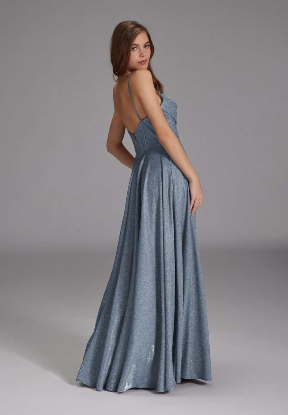 Schimmerndes Abendkleid mit Drapierung