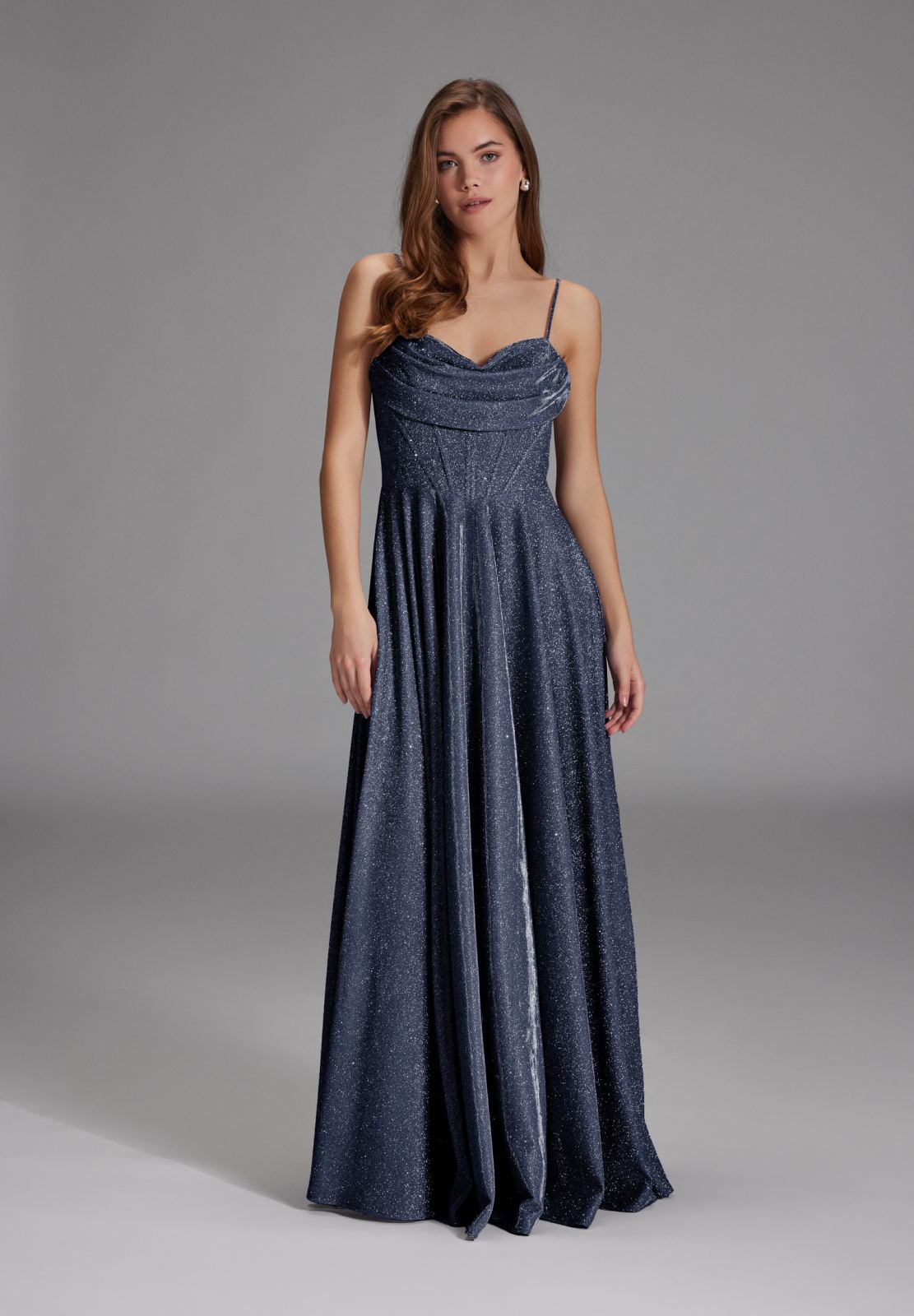 Schimmerndes Abendkleid mit Drapierung silver