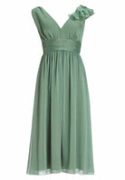 Cocktailkleid aus Crinkle Chiffon mit Volant Detail an der Schulter