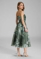 Korsage Kleid aus bedrucktem Organza