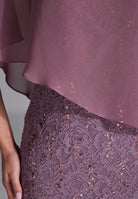 Cocktailkleid mit Überwurf