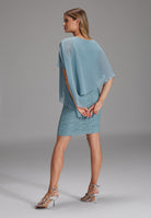 Cocktailkleid mit Überwurf