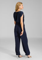 Jumpsuit aus Material-Mix