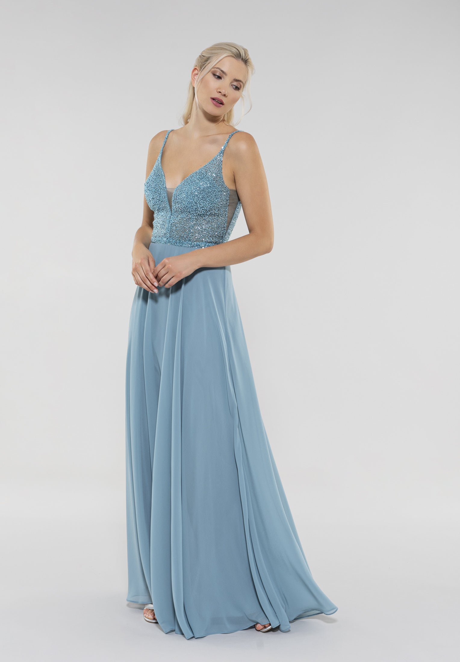 Abendkleid aus Materialmix