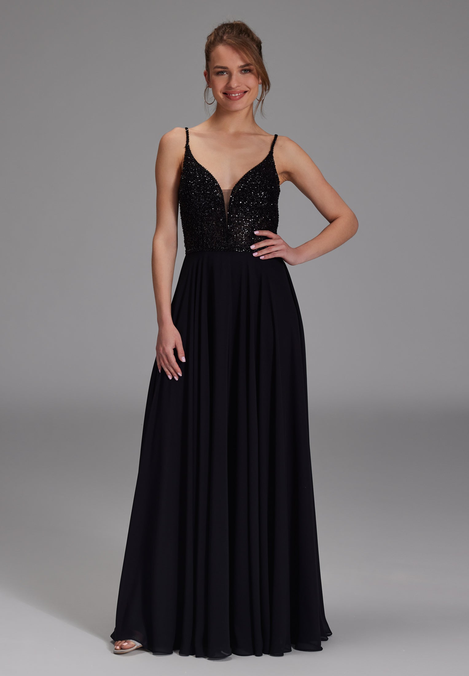 Abendkleid aus Materialmix black