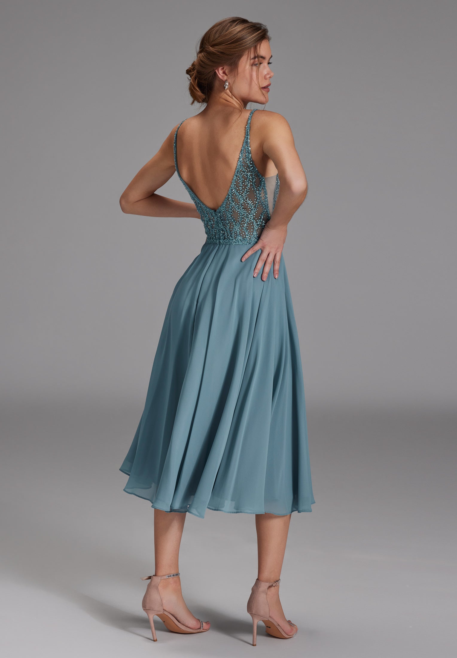 Cocktailkleid aus Materialmix