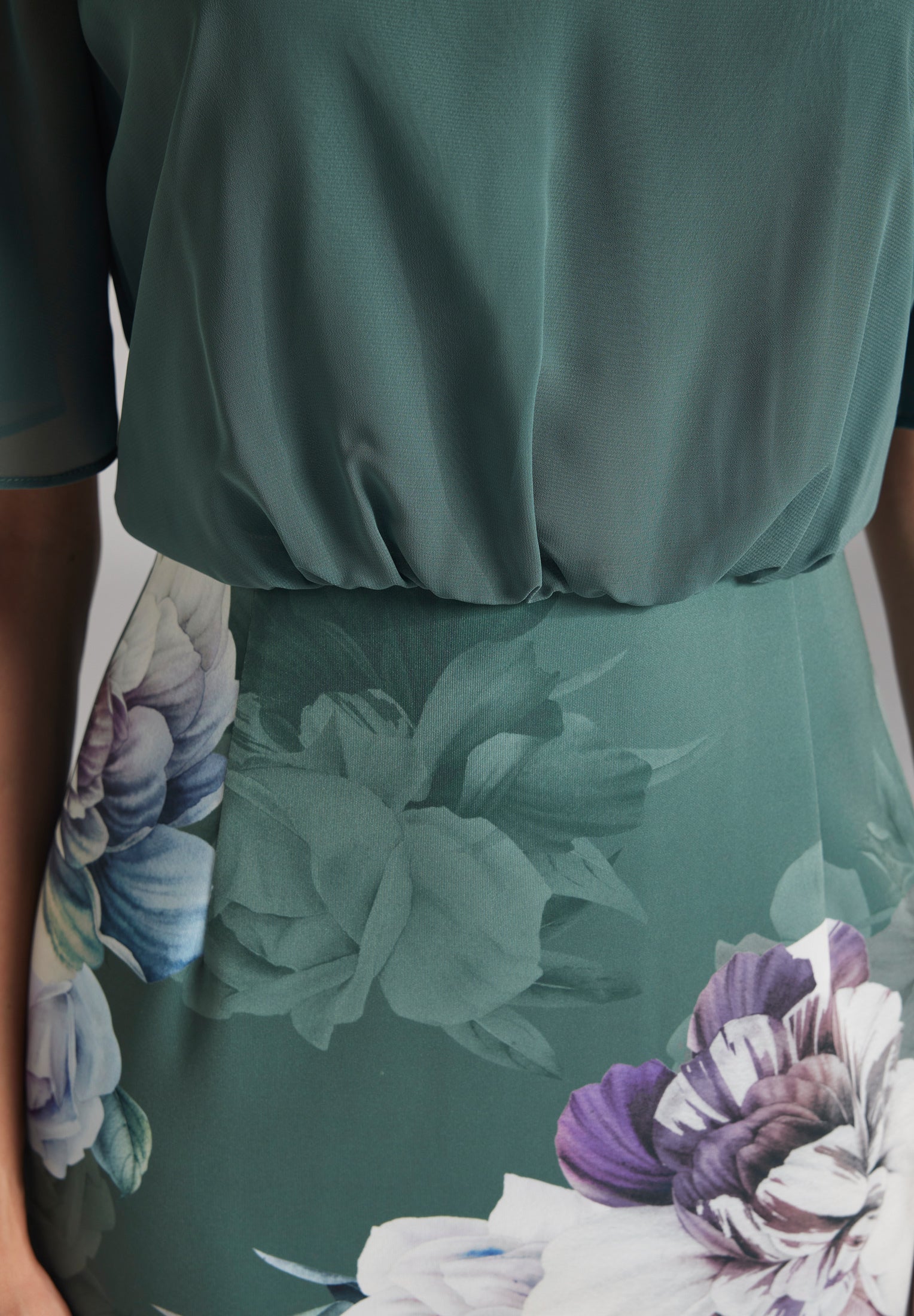 Cocktailkleid mit Scubarock