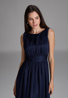 Cocktailkleid aus Crinkle Chiffon mit Taillenpasse